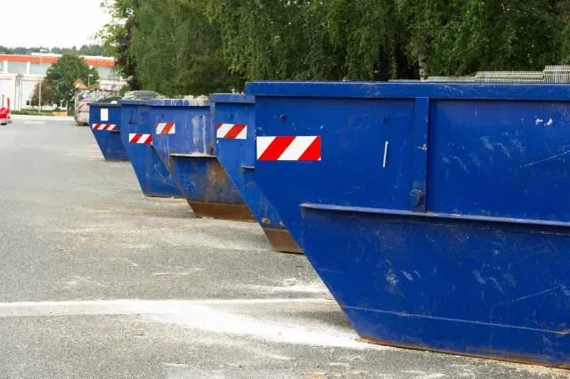 Kontener Laguna zapewniający czystość na terenie inwestycji